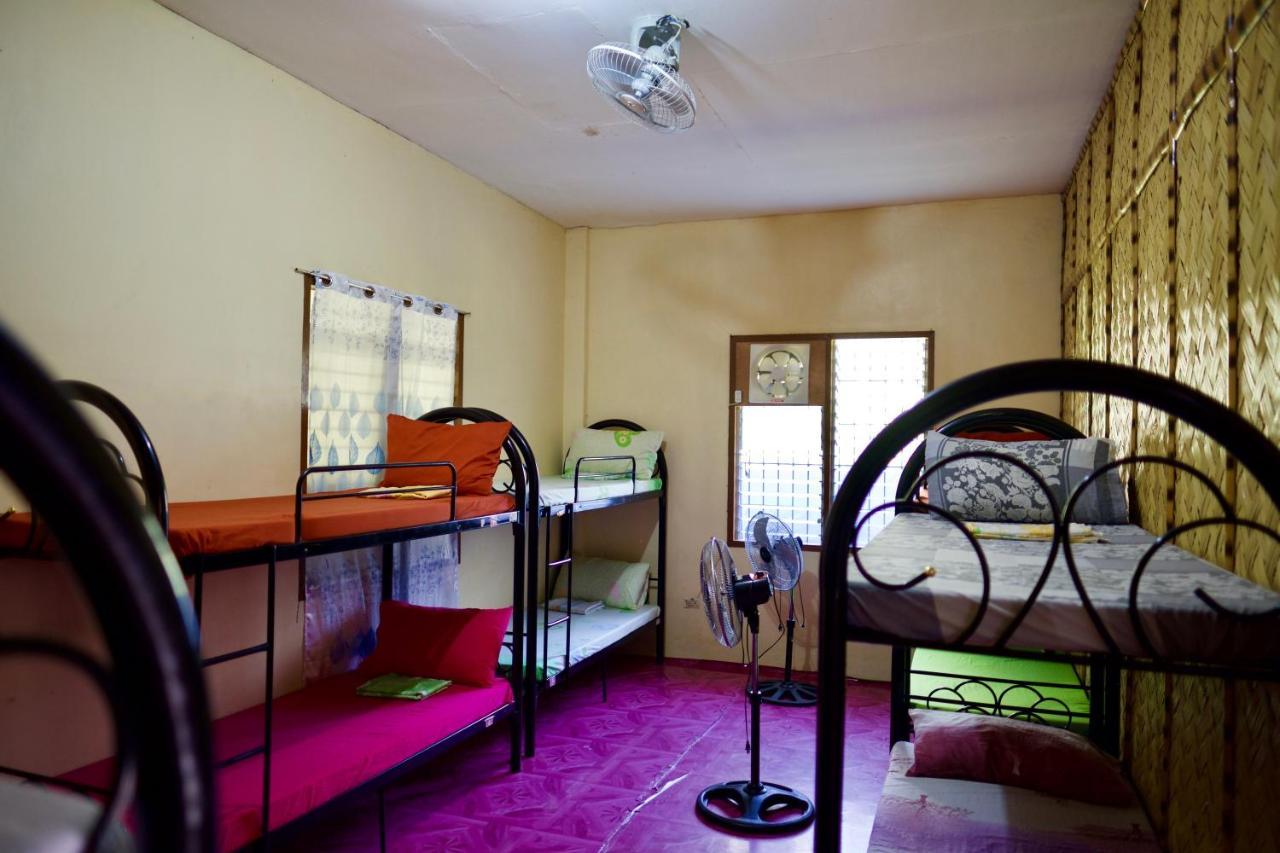 Fat Monkey Hostel Coron Εξωτερικό φωτογραφία