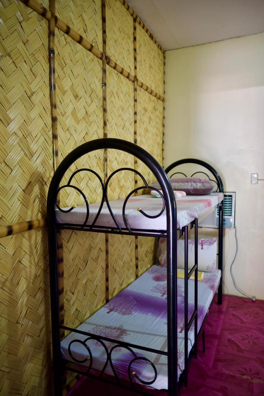 Fat Monkey Hostel Coron Εξωτερικό φωτογραφία
