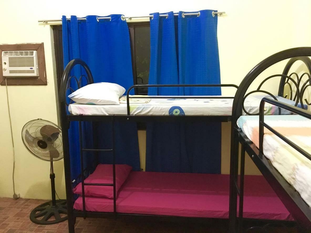Fat Monkey Hostel Coron Εξωτερικό φωτογραφία