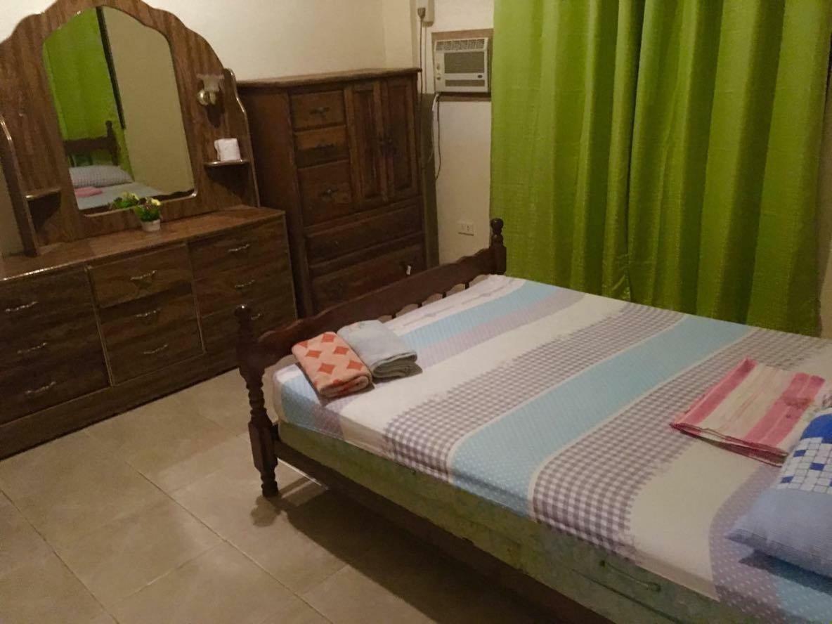 Fat Monkey Hostel Coron Εξωτερικό φωτογραφία